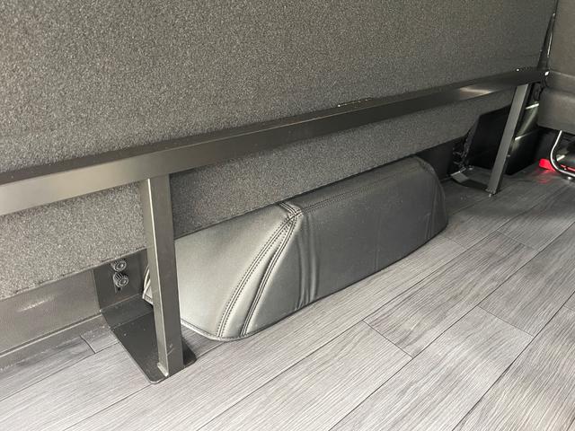 キャラバン ロンググランドプレミアムＧＸ　１６インチアルミホイール　１１インチディスプレイオーディオ　サラウンドスピーカーシステム（65枚目）