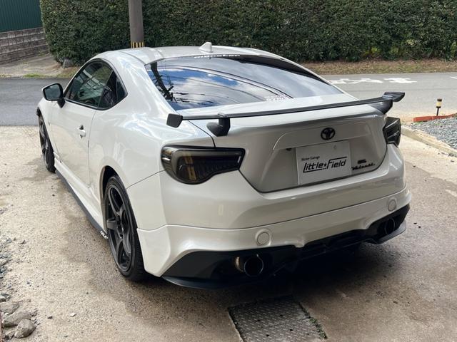 �o�����e�B�e�[�������v�E�o�����e�B���A�t�H�O�B�����E�C���O�ɃX�y�[�T�[���������Ă���܂��B