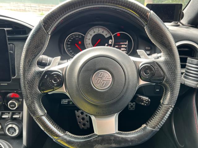 ���s�����͂V���V�O�O�O�����B�`�{���}�t���[�E�u���b�c�G�A�N���E�u���b�c�ԍ����E�u���b�c�^���[�o�[