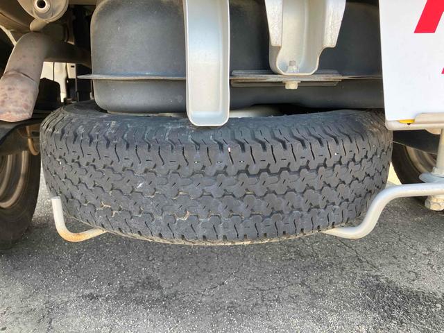 キャリイトラック ＫＣエアコン・パワステ農繁仕様　４ＷＤ　軽トラック　ＭＴ　エアコン　運転席エアバッグ　助手席エアバッグ（16枚目）