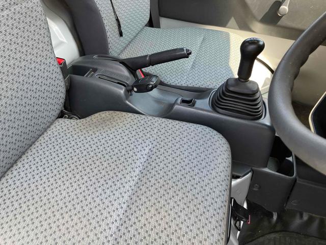 キャリイトラック ＫＣエアコン・パワステ農繁仕様　４ＷＤ　軽トラック　ＭＴ　エアコン　運転席エアバッグ　助手席エアバッグ（46枚目）