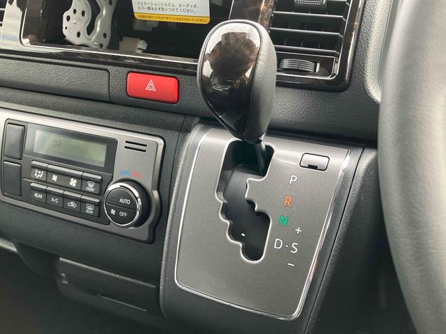 ハイエースバン スーパーGL ダークプライムII デジタルインナーミラー クリアランスソナー レーンアシスト 衝突被害軽減システム 両側電動スライドドア オートマチックハイビーム スマートキー 100V電源 ESC メーカーオプションアルミホイール(28枚目)