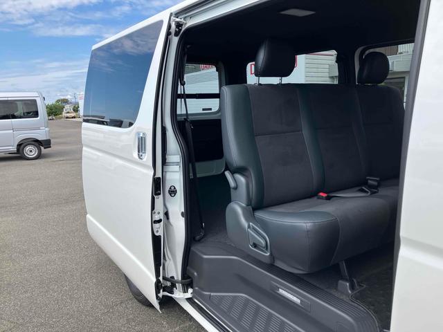 ハイエースバン スーパーGL ダークプライムII デジタルインナーミラー クリアランスソナー レーンアシスト 衝突被害軽減システム 両側電動スライドドア オートマチックハイビーム スマートキー 100V電源 ESC メーカーオプションアルミホイール(45枚目)