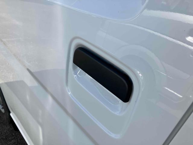 ハイゼットカーゴ 4WD 軽バン MT 衝突被害軽減システム クリアランスソナー 両側スライドドア キーレスエントリー アイドリングストップ オートライト ESC エアコン パワーステアリング パワーウィンドウ(28枚目)