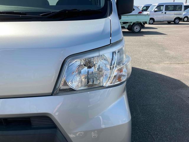 ハイゼットカーゴ 　軽バン　ＡＴ　ドライブレコーダー　ナビ　ＴＶ　両側スライドドア　アイドリングストップ　エアコン　パワーステアリング　パワーウィンドウ　運転席エアバッグ　ＣＤ　ＤＶＤ再生　ＵＳＢ　Ｂｌｕｅｔｏｏｔｈ（16枚目）