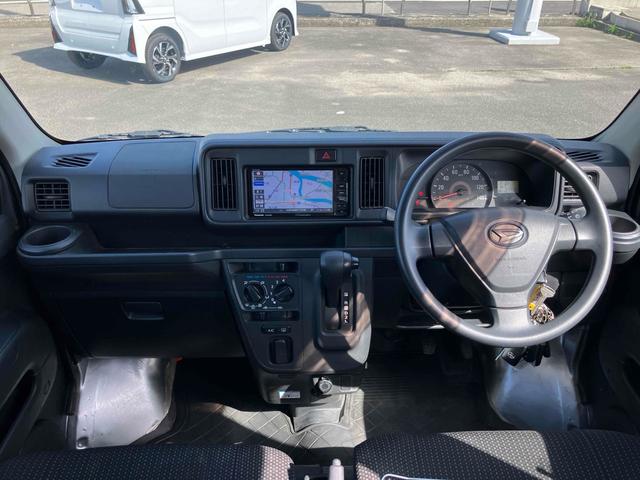 ハイゼットカーゴ 　軽バン　ＡＴ　ドライブレコーダー　ナビ　ＴＶ　両側スライドドア　アイドリングストップ　エアコン　パワーステアリング　パワーウィンドウ　運転席エアバッグ　ＣＤ　ＤＶＤ再生　ＵＳＢ　Ｂｌｕｅｔｏｏｔｈ（44枚目）