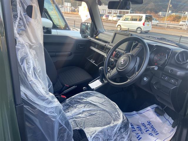 ジムニー ＸＧ　４ＷＤ　クリアランスソナー　レーンアシスト　衝突被害軽減システム　オートライト　キーレスエントリー　アイドリングストップ　ＡＴ　盗難防止システム　ＡＢＳ　ＥＳＣ　衝突安全ボディ　エアコン（9枚目）