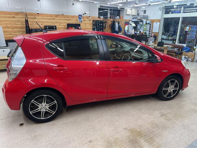 アクア G(4枚目)