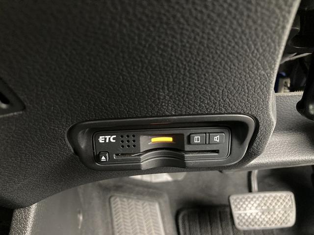 ハイブリッドＸ　純正ＳＤナビ　フルセグ　ＤＶＤ再生　Ｂｌｕｅｔｏｏｔｈ　ＵＳＢ　ＨＤＭＩ　バックカメラ　ビルトインＥＴＣ　ＬＥＤヘッドライト　フォグ　パドルシフト　スマートキー　プッシュスタート　クルーズコントロール(19枚目)