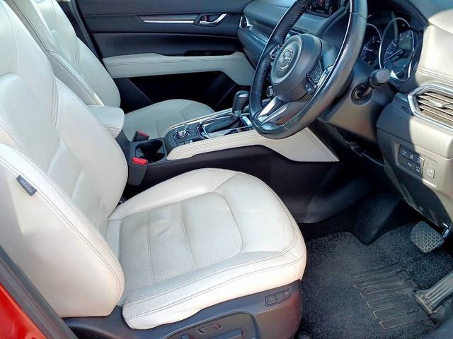 ＣＸ－５ ＸＤ　Ｌパッケージ　スマートブレーキＳ　ＢＯＳＥ　革シート　Ｐバックドア　ナビ　フルセグ／ＤＶＤ／ＢＴ　Ｂカメラ　ＢＳＭ　ＬＥＤライト　フォグ　両席シートヒーター　Ｐシート　メモリーシート　レーダークルーズ　ＥＴＣ（12枚目）