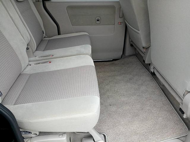 エブリイワゴン ＰＺターボ　後期　ＨＩＤヘッドライト　フォグ　電スラ　ターボ　ＥＴＣ　キーレス　ＣＤ　サイドバイザー　フロアマット　Ｐガラス　ＩＳＯＦＩＸ　リアワイパー　ＡＣソケット　ＳＲＳエアバック　ＡＢＳ　アームレスト（13枚目）