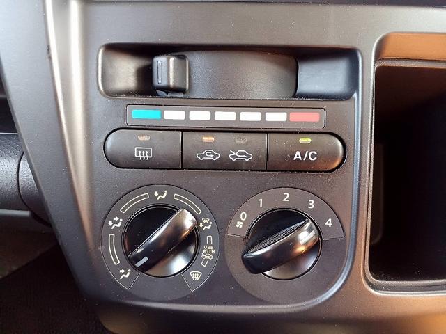 ハスラー Ａ　５ＭＴ　キーレス　Ｐガラス　ルーフブラック　ヘッドライトレベライザー　ＡＣソケット　コンビニフック　サンバイザー　ＩＳＯＦＩＸ　フロアマット　ＳＲＳエアバック　ＡＢＳ（17枚目）