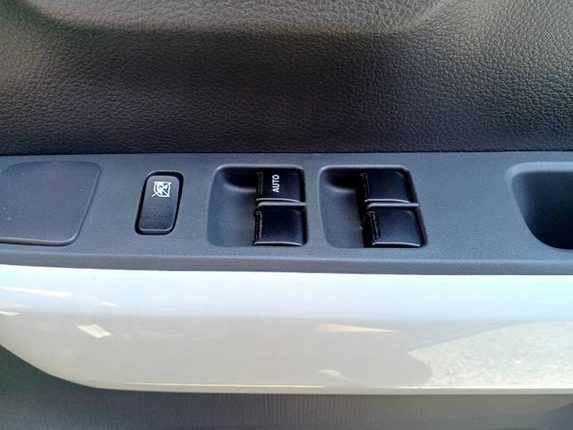 ハスラー Ａ　５ＭＴ　キーレス　Ｐガラス　ルーフブラック　ヘッドライトレベライザー　ＡＣソケット　コンビニフック　サンバイザー　ＩＳＯＦＩＸ　フロアマット　ＳＲＳエアバック　ＡＢＳ（20枚目）