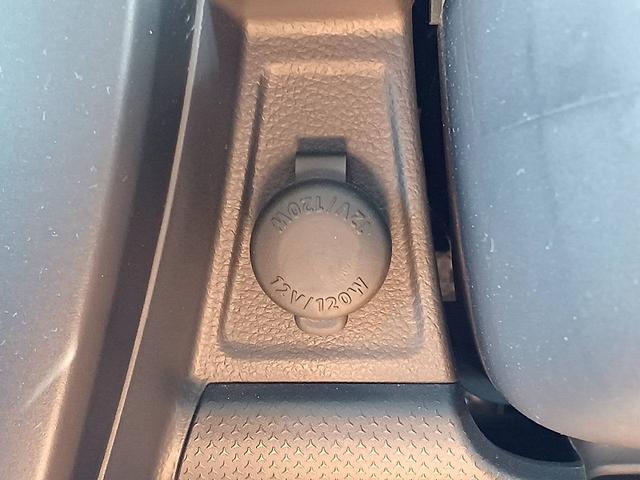 ハスラー Ａ　５ＭＴ　キーレス　Ｐガラス　ルーフブラック　ヘッドライトレベライザー　ＡＣソケット　コンビニフック　サンバイザー　ＩＳＯＦＩＸ　フロアマット　ＳＲＳエアバック　ＡＢＳ（21枚目）