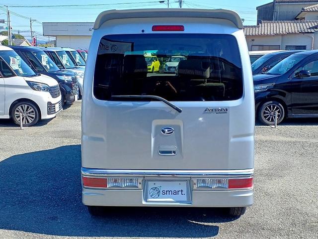 アトレーワゴン カスタムターボＲＳ　中期　４ＷＤ　ＨＩＤライト　ターボ　フォグ　アルミ　ＥＴＣ　電格ミラー　スペアキー　助手席側スライドドアイージークローザー　Ｐガラス　マット　バイザー　リアワイパー　ＳＲＳエアバック　ＡＢＳ（9枚目）