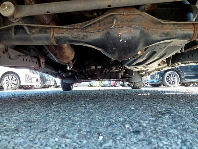 アトレーワゴン カスタムターボＲＳ　中期　４ＷＤ　ＨＩＤライト　ターボ　フォグ　アルミ　ＥＴＣ　電格ミラー　スペアキー　助手席側スライドドアイージークローザー　Ｐガラス　マット　バイザー　リアワイパー　ＳＲＳエアバック　ＡＢＳ（40枚目）