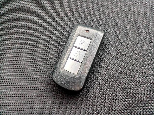 アイ T 後期 ターボ HIDライト ナビ 地デジ/CD ETC 電格ミラー シートリフター スマートキー Aライト Pガラス マット バイザー リアワイパー SRSエアバック ACソケット ABS(24枚目)