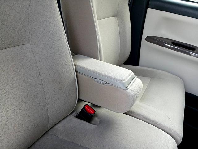 ムーヴキャンバス Xメイクアップ SAII ナビ 地デジ/DVD/BT Bカメラ ETC Aライト フォグ スマアシ2 ステリモ 電格ミラー スマートキー Pスタート Pガラス Aストップ シートリフター ベンチシート アームレスト 横滑り防止(31枚目)