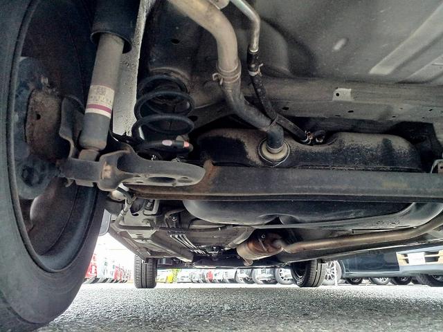 スペーシア ハイブリッドG セーフティS 社外ナビ 地デジ/DVD/BT ETC Pスタート スマートキー Aストップ Aライト Pガラス コーナーセンサー 電格ミラー PWRモード ベンチシート アームレスト 車線逸脱警報(53枚目)