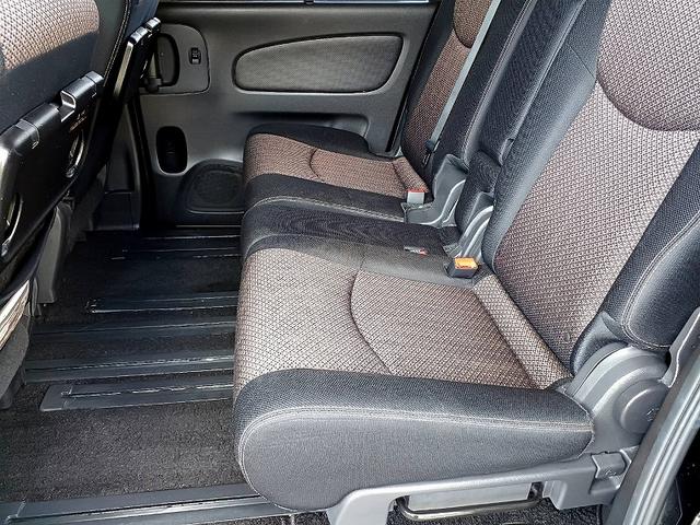 セレナ ハイウェイスター S-ハイブリッド 後期 エマブレ ナビ 地デジ/DVD/BT フリップダウン 両電スラ Bカメラ クルコン ETC スマートキー Pスタート Aライト フォグ ウィンカーミラー 電格ミラー 車線逸脱警報 横滑り防止機能(15枚目)