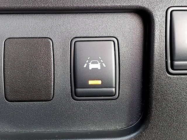 セレナ ハイウェイスター S-ハイブリッド 後期 エマブレ ナビ 地デジ/DVD/BT フリップダウン 両電スラ Bカメラ クルコン ETC スマートキー Pスタート Aライト フォグ ウィンカーミラー 電格ミラー 車線逸脱警報 横滑り防止機能(25枚目)