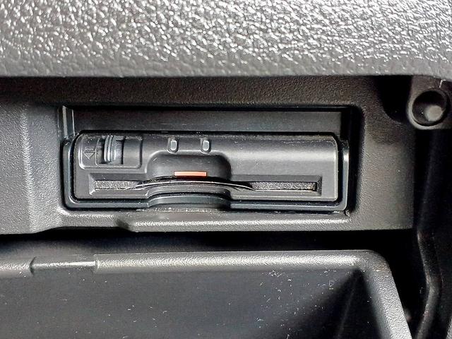 セレナ ハイウェイスター S-ハイブリッド 後期 エマブレ ナビ 地デジ/DVD/BT フリップダウン 両電スラ Bカメラ クルコン ETC スマートキー Pスタート Aライト フォグ ウィンカーミラー 電格ミラー 車線逸脱警報 横滑り防止機能(26枚目)