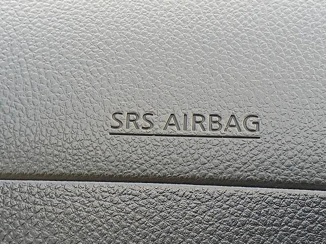 セレナ ハイウェイスター S-ハイブリッド 後期 エマブレ ナビ 地デジ/DVD/BT フリップダウン 両電スラ Bカメラ クルコン ETC スマートキー Pスタート Aライト フォグ ウィンカーミラー 電格ミラー 車線逸脱警報 横滑り防止機能(30枚目)