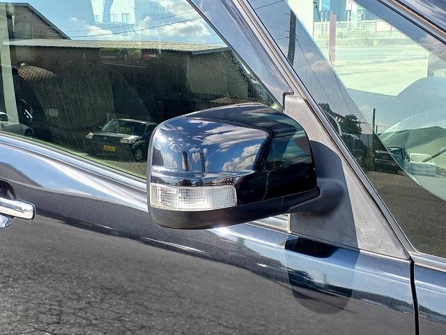 セレナ ハイウェイスター S-ハイブリッド 後期 エマブレ ナビ 地デジ/DVD/BT フリップダウン 両電スラ Bカメラ クルコン ETC スマートキー Pスタート Aライト フォグ ウィンカーミラー 電格ミラー 車線逸脱警報 横滑り防止機能(42枚目)