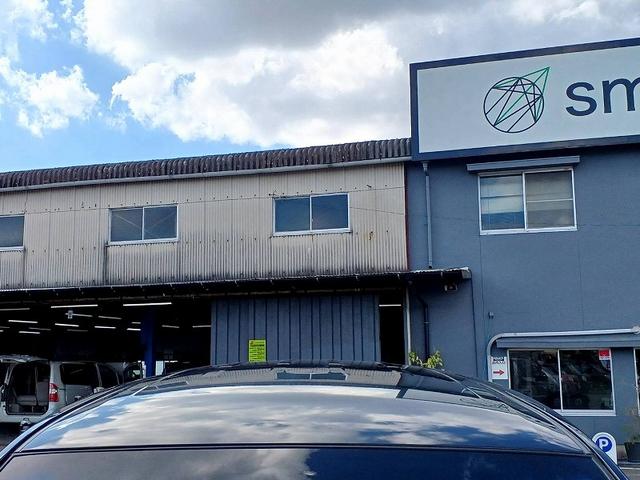 セレナ ハイウェイスター S-ハイブリッド 後期 エマブレ ナビ 地デジ/DVD/BT フリップダウン 両電スラ Bカメラ クルコン ETC スマートキー Pスタート Aライト フォグ ウィンカーミラー 電格ミラー 車線逸脱警報 横滑り防止機能(52枚目)