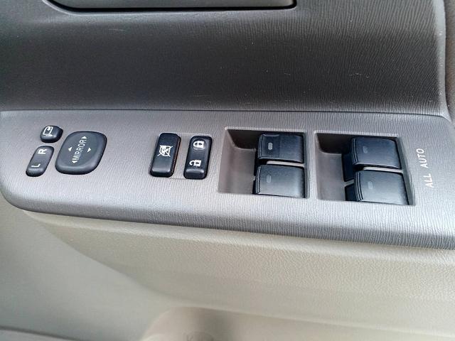 ノア Ｘ　Ｌセレクション　両電スラ　ＨＩＤライト　ＥＴＣ　Ｂカメラ　フォグ　スマートキー　Ｐスタート　セキュリティ　Ｐガラス　ウィンカーミラー　電格ミラー　バイザー　シートリフター　ＩＳＯＦＩＸ　ＡＢＳ　ＳＲＳエアバック（25枚目）