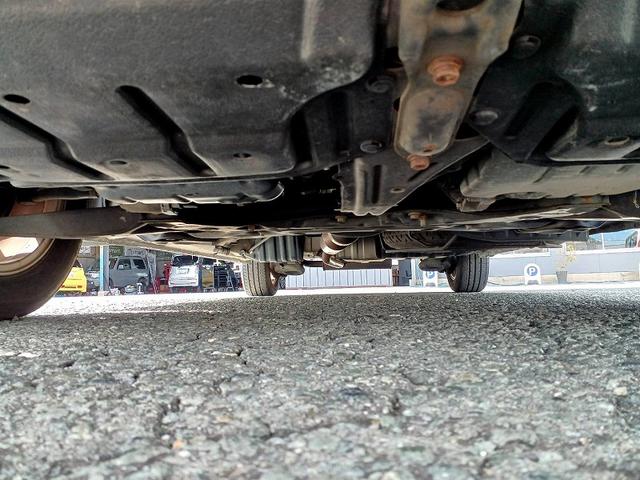 ノア Ｘ　Ｌセレクション　両電スラ　ＨＩＤライト　ＥＴＣ　Ｂカメラ　フォグ　スマートキー　Ｐスタート　セキュリティ　Ｐガラス　ウィンカーミラー　電格ミラー　バイザー　シートリフター　ＩＳＯＦＩＸ　ＡＢＳ　ＳＲＳエアバック（46枚目）