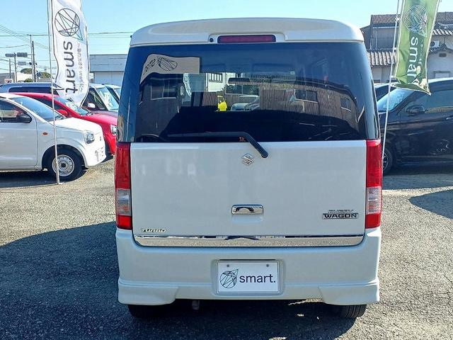 エブリイワゴン ＰＺターボスペシャル　社外ナビ　ＣＤ　両側電動スライドドア　オートステップ　ターボ　フォグ　キーレス　Ｐガラス　マット　バイザー　リアワイパー　電格ミラー　ヘッドライトレベライザー　セキュリティ　アームレスト（9枚目）