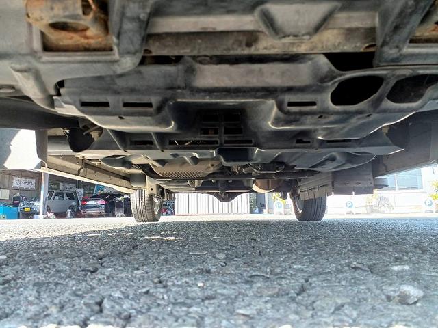 エブリイワゴン ＰＺターボスペシャル　社外ナビ　ＣＤ　両側電動スライドドア　オートステップ　ターボ　フォグ　キーレス　Ｐガラス　マット　バイザー　リアワイパー　電格ミラー　ヘッドライトレベライザー　セキュリティ　アームレスト（47枚目）