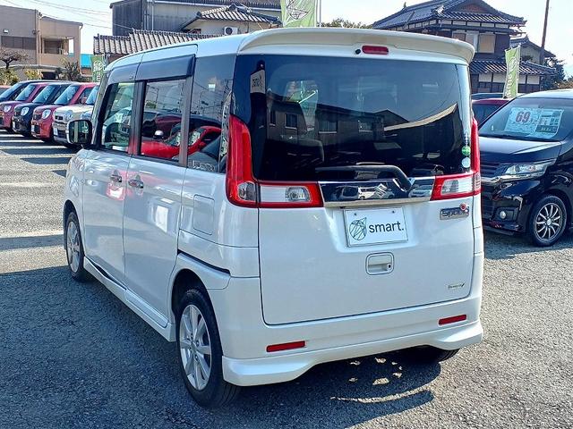 スペーシア Ｘリミテッド　ＲＢＳ　純正ナビ　地デジ　Ｂカメラ　両電スラ　ＨＩＤライト　両席シートヒーター　Ａライト　ステリモ　スマートキー　スペアキー★　Ｐスタ　電格ミラー　シートリフター　ベンチシート　アームレスト（10枚目）