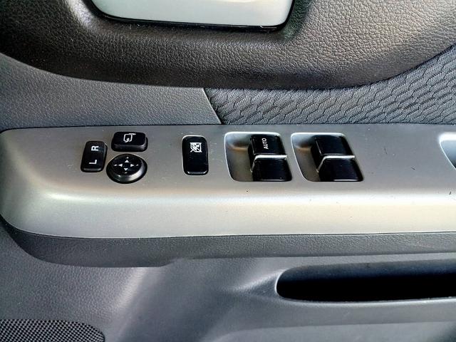 スペーシア Ｘリミテッド　ＲＢＳ　純正ナビ　地デジ　Ｂカメラ　両電スラ　ＨＩＤライト　両席シートヒーター　Ａライト　ステリモ　スマートキー　スペアキー★　Ｐスタ　電格ミラー　シートリフター　ベンチシート　アームレスト（30枚目）