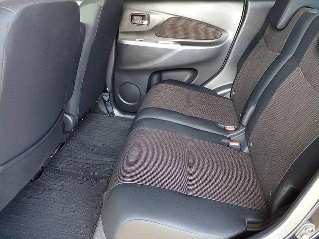 デイズ ハイウェイスター　Ｘ　ＨＩＤライト　フォグライト　Ｂカメラ　ＥＴＣ　Ｐスタート　スマートキー　ウィンカーミラー　電格ミラー　Ａストップ　Ｐガラス　フロアマット　サイドバイザー　リアワイパー　ベンチシート　アームレスト（15枚目）