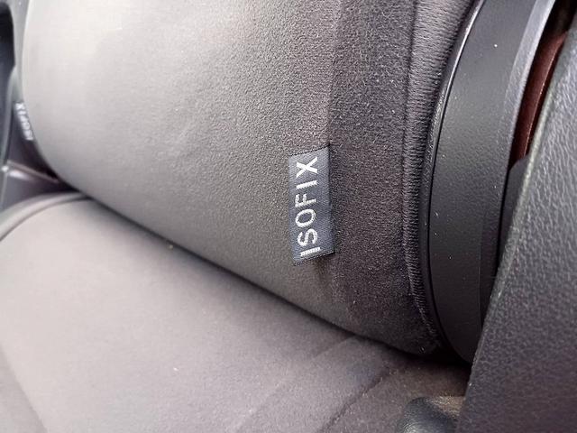 プリウスアルファ Ｓ　Ｌセレクション　ナビ　ＥＴＣ　社外アルミ　フォグ　電格ミラー　スマートキー　Ｐスタート　Ａライト　ステリモ　チルトステアリング　サイドバイザー　フロアマット　Ｐガラス　ウィンカーミラー　コーナーポール（31枚目）