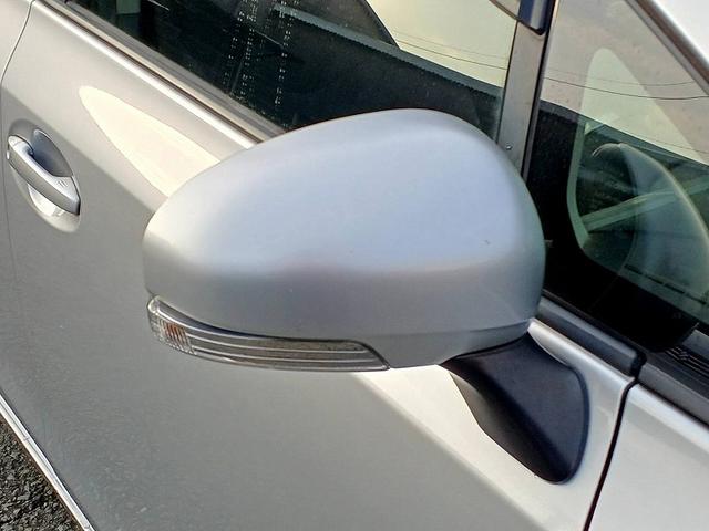 プリウスアルファ Ｓ　Ｌセレクション　ナビ　ＥＴＣ　社外アルミ　フォグ　電格ミラー　スマートキー　Ｐスタート　Ａライト　ステリモ　チルトステアリング　サイドバイザー　フロアマット　Ｐガラス　ウィンカーミラー　コーナーポール（36枚目）