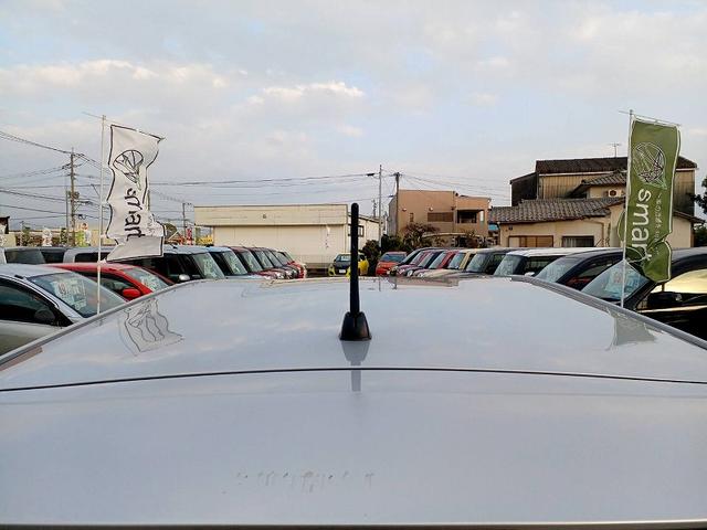 プリウスアルファ Ｓ　Ｌセレクション　ナビ　ＥＴＣ　社外アルミ　フォグ　電格ミラー　スマートキー　Ｐスタート　Ａライト　ステリモ　チルトステアリング　サイドバイザー　フロアマット　Ｐガラス　ウィンカーミラー　コーナーポール（47枚目）