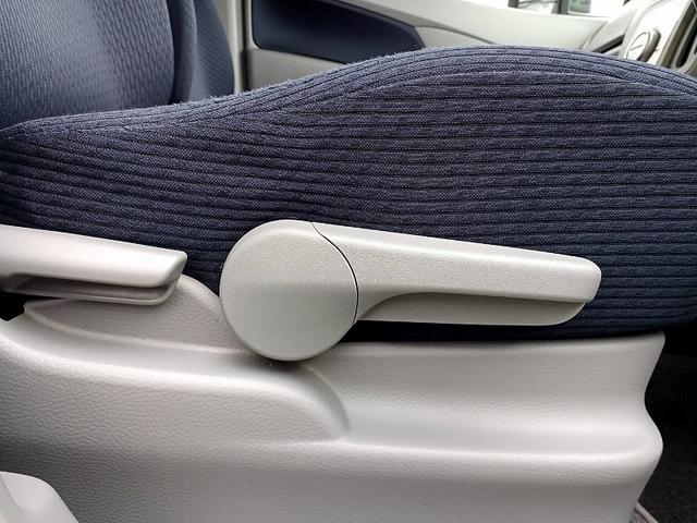 ワゴンＲ ＦＸリミテッド　スマートキー　Ｐスタート　ＣＤ　ラジオ　Ｐガラス　電格ミラー　シートリフター　ベンチシート　アームレスト　サイドバイザー　フロアマット　リアワイパー　ヘッドライトレベライザー　チルトステアリング（24枚目）