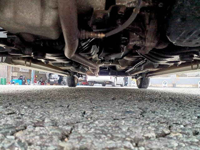 ワゴンＲ ＦＸリミテッド　スマートキー　Ｐスタート　ＣＤ　ラジオ　Ｐガラス　電格ミラー　シートリフター　ベンチシート　アームレスト　サイドバイザー　フロアマット　リアワイパー　ヘッドライトレベライザー　チルトステアリング（46枚目）