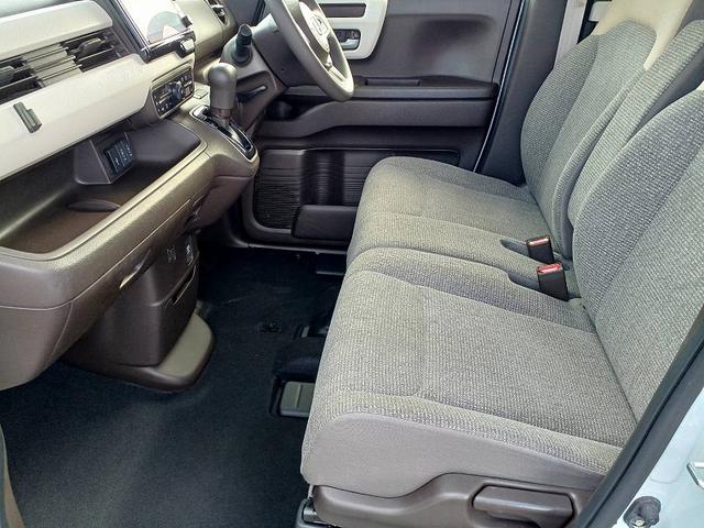 Ｎ－ＢＯＸ Ｌ　後期　ホンダセンシング　８型ナビ　フルセグ　ＤＶＤ　ＢＴ　Ｂカメラ　電スラ　両席シートヒーター　ＬＥＤライト　スマートキー　Ｐスタート　クルコン　ステリモ　車線逸脱警報　Ｐガラス　ロールシェード（13枚目）