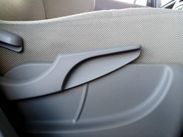 ムーヴ Ｘ　ＳＡ　後期　スマートキー　Ｐスタート　ＣＤ　エコアイドル　アルミ　Ａライト　電格ミラー　シートリフター　ベンチシート　アームレスト　マット　バイザー　Ｐガラス　リアワイパー　ＩＳＯＦＩＸ　横滑り防止機能（23枚目）