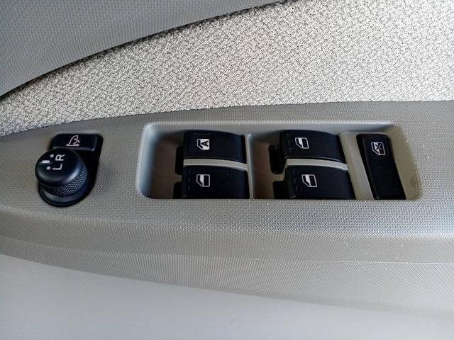 ムーヴ Ｘ　ＳＡ　後期　スマートキー　Ｐスタート　ＣＤ　エコアイドル　アルミ　Ａライト　電格ミラー　シートリフター　ベンチシート　アームレスト　マット　バイザー　Ｐガラス　リアワイパー　ＩＳＯＦＩＸ　横滑り防止機能（24枚目）