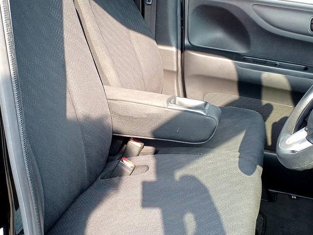 N-BOX G SSパッケージ 社外ナビ フルセグ DVD BT Bカメラ 両側電動スライドドア スマートキー Pガラス ウィンカーミラー バイザー 電格ミラー ステリモ Pスタート リアワイパー シートリフター 横滑り防止機能(28枚目)