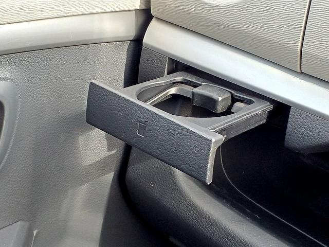 ワゴンＲ ＦＺ　後期　ＲＢＳ　ナビ　フルセグ　ＤＶＤ　Ｐスタート　スマートキー　スペアキー　ＥＴＣ　Ａライト　Ａストップ　シートヒーター　ベンチシート　アームレスト　Ｐガラス　マット　バイザー　ウィンカーミラー（29枚目）