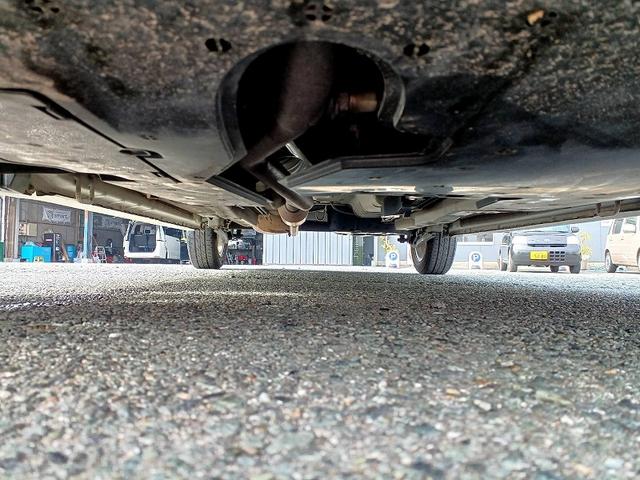 ワゴンＲ ＦＺ　後期　ＲＢＳ　ナビ　フルセグ　ＤＶＤ　Ｐスタート　スマートキー　スペアキー　ＥＴＣ　Ａライト　Ａストップ　シートヒーター　ベンチシート　アームレスト　Ｐガラス　マット　バイザー　ウィンカーミラー（48枚目）