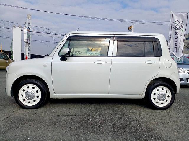 アルトラパンショコラ Ｇ　社外ナビ　フルセグ　ＥＴＣ　ＨＩＤライト　Ｐスタート　スマートキー　スペアキー　電格ミラー　Ａライト　シートリフター　ベンチシート　アームレスト　Ａストップ　Ｐガラス　マット　バイザー　リアワイパー（6枚目）