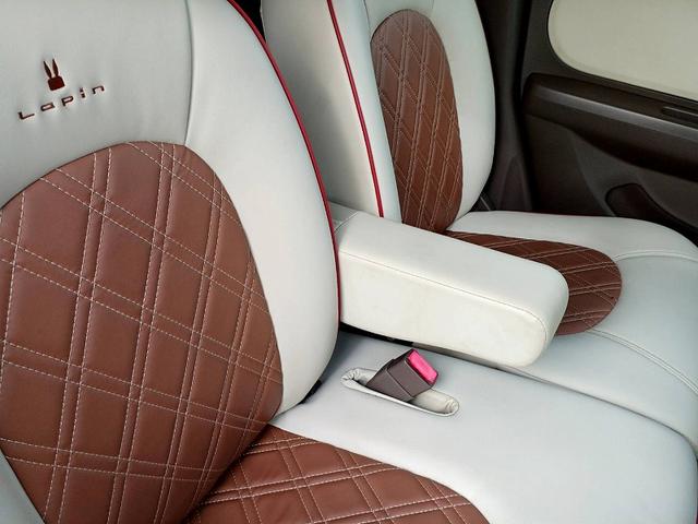 アルトラパンショコラ Ｇ　社外ナビ　フルセグ　ＥＴＣ　ＨＩＤライト　Ｐスタート　スマートキー　スペアキー　電格ミラー　Ａライト　シートリフター　ベンチシート　アームレスト　Ａストップ　Ｐガラス　マット　バイザー　リアワイパー（32枚目）