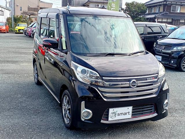 デイズルークス ハイウェイスター　Ｘ　アラビュー　電スラ　ＨＩＤライト　Ｐスタート　フォグ　スマートキー　スペアキー　電格ミラー　シートリフター　ベンチシート　リアシーリングファン　ウィンカーミラー　シートバックテーブル　ロールシェード（5枚目）